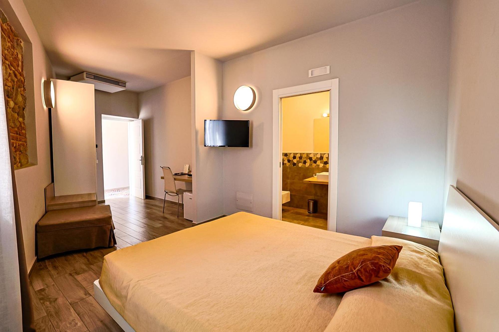 Le Suite Polistena Buitenkant foto