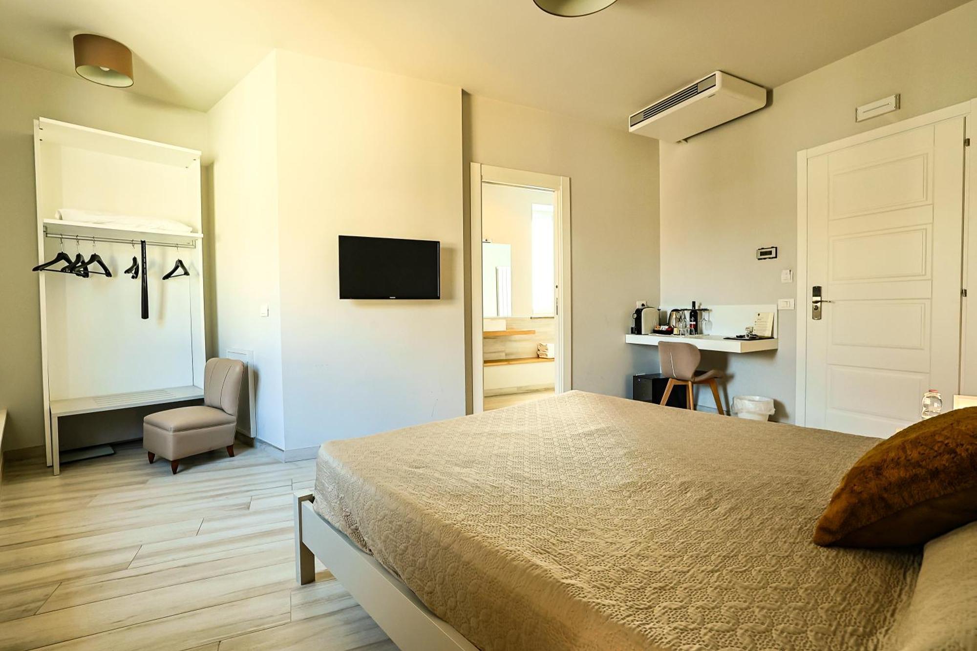 Le Suite Polistena Buitenkant foto